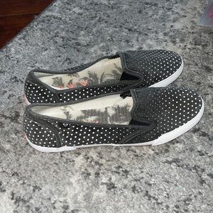 Roxy Flats- barely worn. Size 8.5